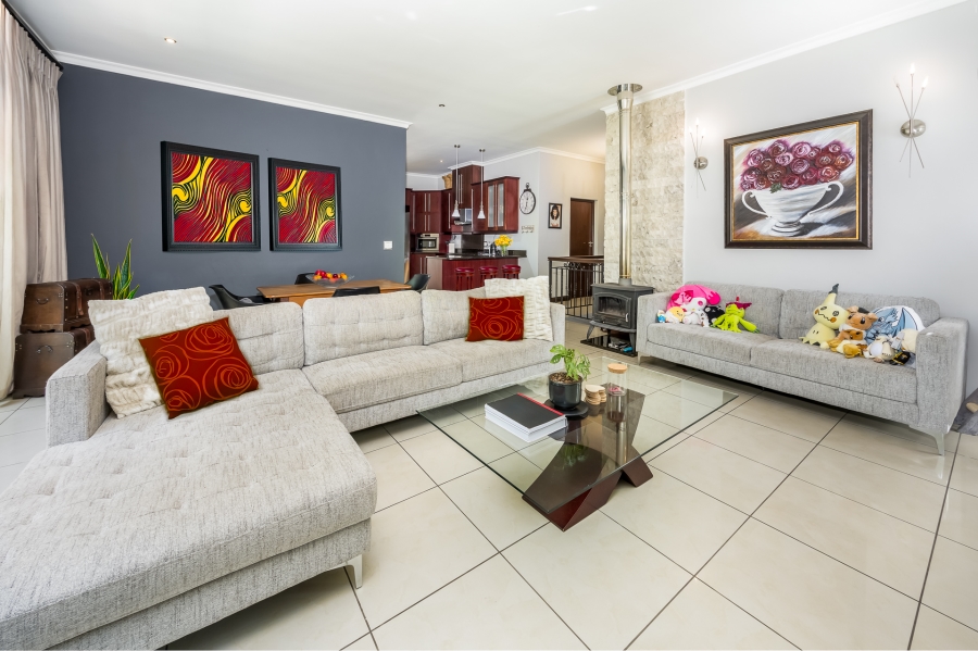 4 Bedroom Property for Sale in Durbanville Western Cape